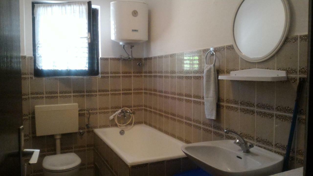 Beceic Apartment Njivice