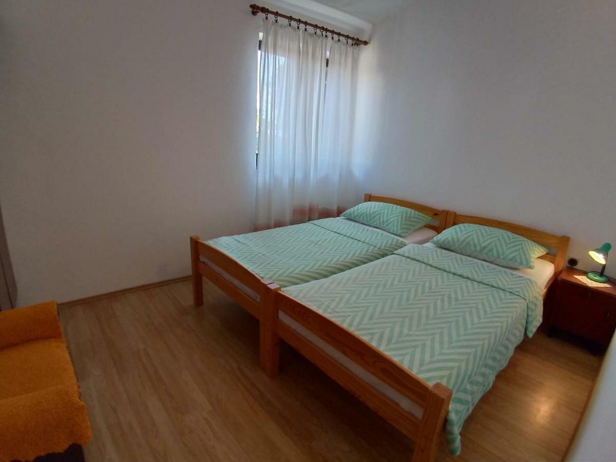 Beceic Apartment Njivice